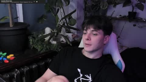 Snapshot of whiteegrimm chatting on 01.18.25 Gus online show from 01.18.25