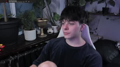 Snapshot of whiteegrimm chatting on 01.25.25 Gus online show from 01.25.25