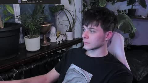 Snapshot of whiteegrimm chatting on 02.27.25 Gus online show from 02.27.25