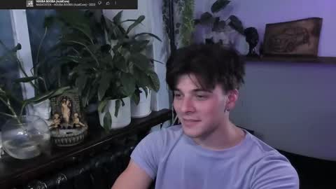 Snapshot of whiteegrimm chatting on 09.27.25 Gus online show from 09.27.25