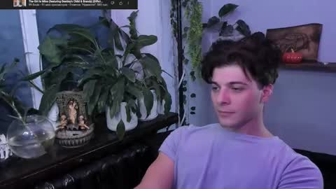 Snapshot of whiteegrimm chatting on 10.13.25 Gus online show from 10.13.25