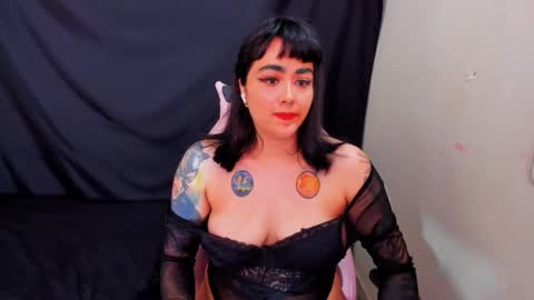 Paula online show from 02.01.25