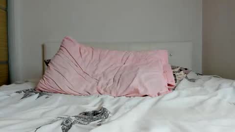 Ari online show from 12.29.24