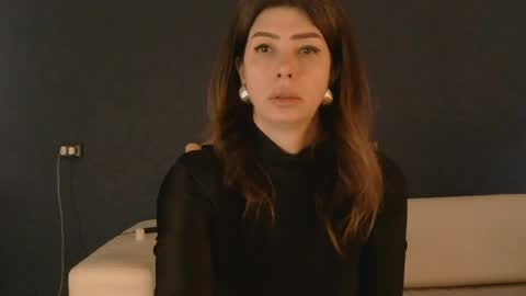 White Queen online show from 04.02.26