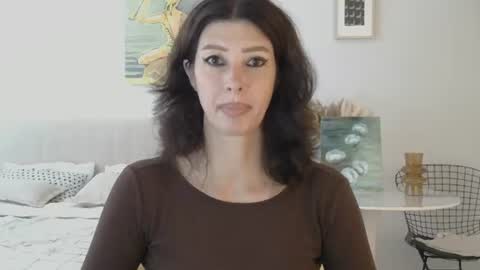 White Queen online show from 06.30.26