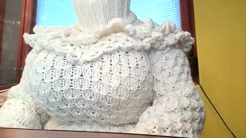 whitesweater online show from 10.06.25