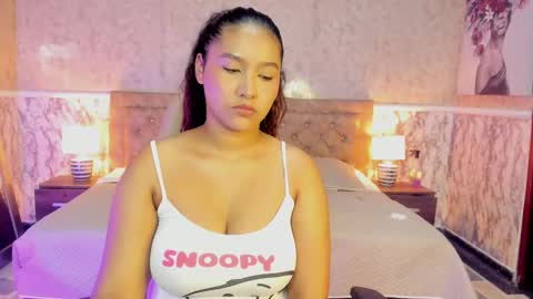 Whitney  online show from 11.21.25