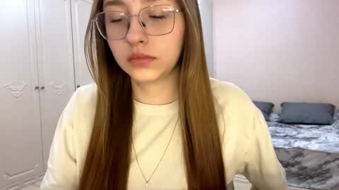 Vicky online show from 04.27.26