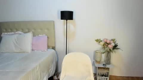 Arra Brown online show from 02.24.26