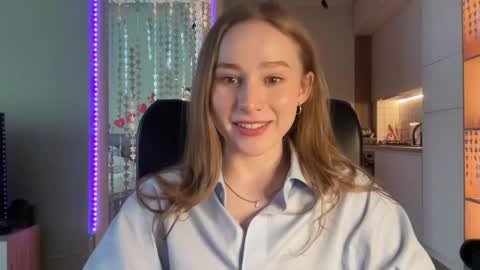 Alisa online show from 12.28.24