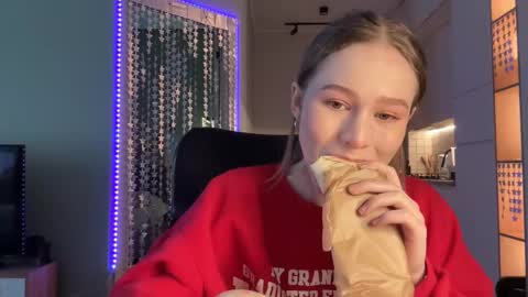 Alisa online show from 01.06.25