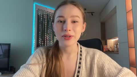 Alisa online show from 01.19.25