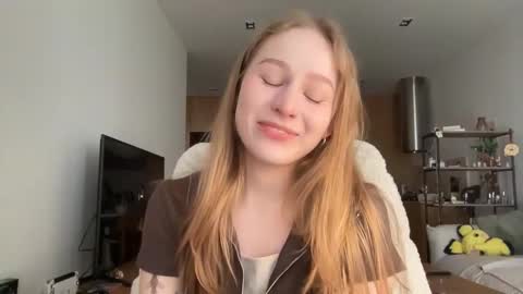 Alisa online show from 09.24.25