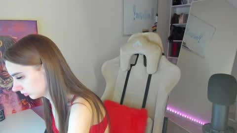 Snapshot of whole_eternity chatting on 12.04.24 Abby online show from 12.04.24