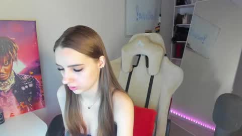 Snapshot of whole_eternity chatting on 12.06.24 Abby online show from 12.06.24
