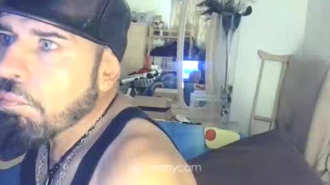 Snapshot of whorenee_kawk chatting on 10.01.25 whorenee kawk online show from 10.01.25