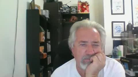 Snapshot of whs4fem chatting on 12.01.25 whs4fem online show from 12.01.25