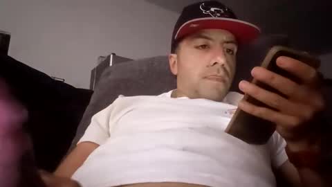 whyyuhcare7022 online show from 11.22.25