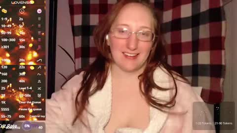 Snapshot of wickedaphrodite chatting on 12.20.24 Wicked Aphrodite online show from 12.20.24