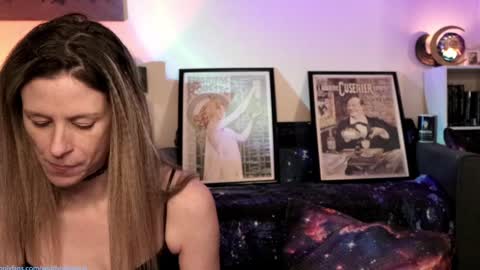 Snapshot of widthofapeach chatting on 02.03.25 Gretchen Jimmy online show from 02.03.25