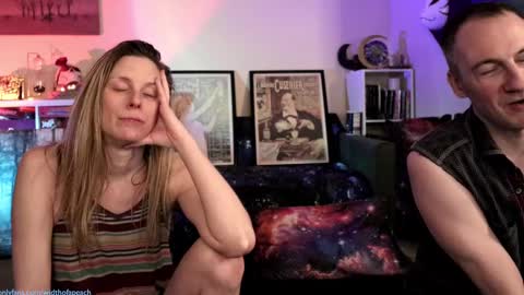 Snapshot of widthofapeach chatting on 02.28.25 Gretchen Jimmy online show from 02.28.25