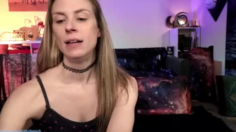 Snapshot of widthofapeach chatting on 03.07.25 Gretchen Jimmy online show from 03.07.25