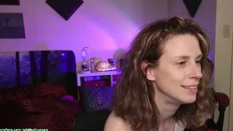 Snapshot of widthofapeach chatting on 07.10.26 Gretchen Jimmy online show from 07.10.26