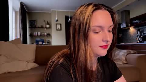 Snapshot of wievin chatting on 09.29.25 VI online show from 09.29.25