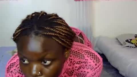 Snapshot of wild_berry22 chatting on 06.19.26 berry online show from 06.19.26