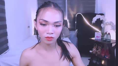 wild lily30 online show from 02.16.25