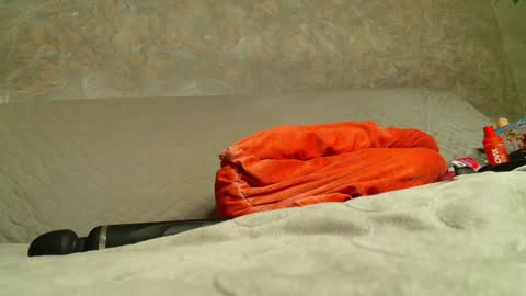 Anny online show from 12.04.24