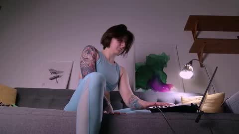 wild_peony online show from 12.08.24