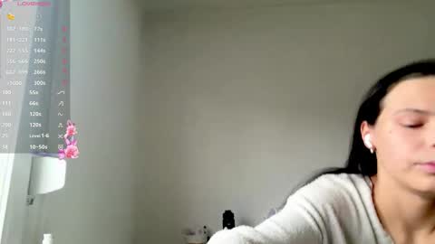 Mia online show from 02.15.26