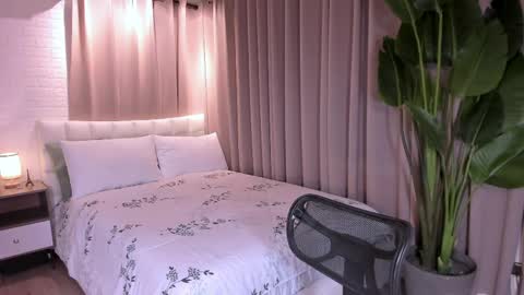 BELLA online show from 04.16.26