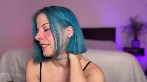 Snapshot of wildfairiesheaven chatting on 09.24.25 OF JunoHoly online show from 09.24.25