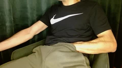 Snapshot of wildjerk91 chatting on 10.01.25 wildjerk91 online show from 10.01.25