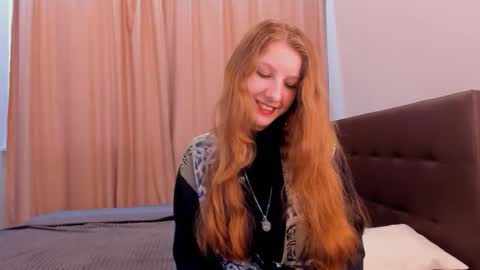 Snapshot of wildlusty chatting on 02.25.26 Amelija online show from 02.25.26