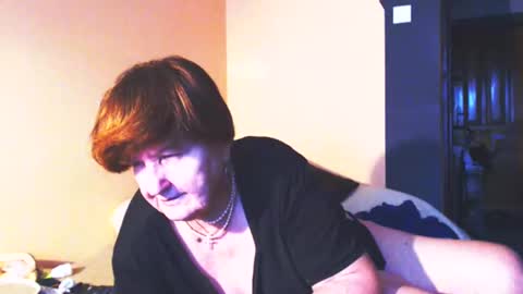 WildRedCat online show from 02.15.25