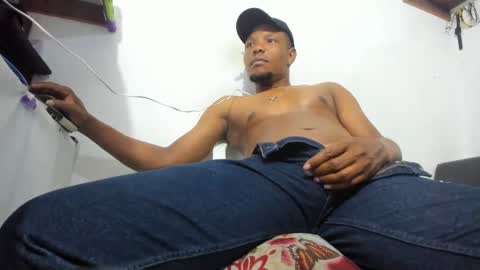 Snapshot of wilfer484725 chatting on 10.08.25 wilfer online show from 10.08.25