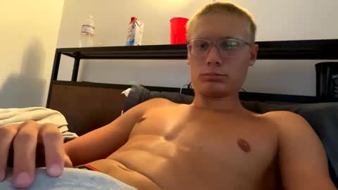 Snapshot of will598276 chatting on 10.04.25 Will online show from 10.04.25