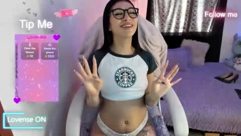 Snapshot of will_thomson_t chatting on 09.25.25 sofia and will online show from 09.25.25