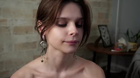 Snapshot of willalwaysloveyouuuuu chatting on 01.17.25 Eva online show from 01.17.25