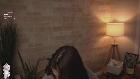 Snapshot of willalwaysloveyouuuuu chatting on 02.01.25 Eva online show from 02.01.25