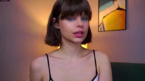 Snapshot of willalwaysloveyouuuuu chatting on 10.16.25 Eva online show from 10.16.25