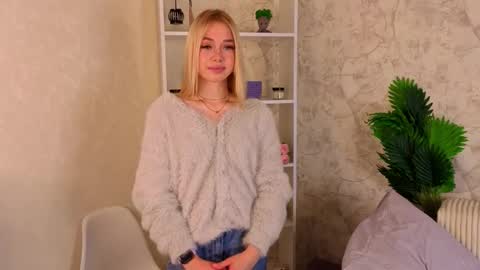 Lina online show from 09.20.25