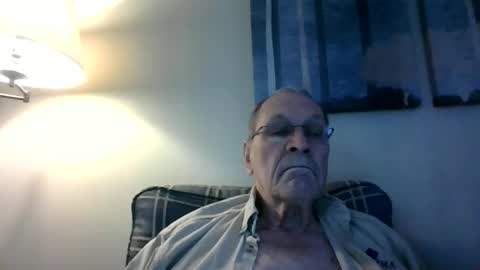Snapshot of willnedoher chatting on 12.13.24 Willhedoher online show from 12.13.24