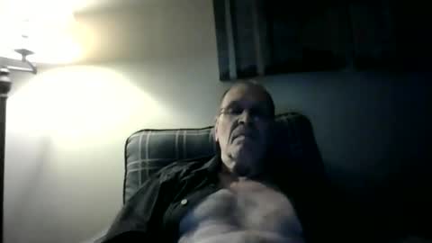 Snapshot of willnedoher chatting on 12.15.24 Willhedoher online show from 12.15.24