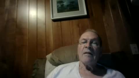 Snapshot of willnedoher chatting on 12.18.24 Willhedoher online show from 12.18.24