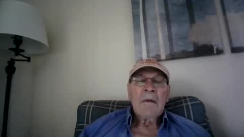 Snapshot of willnedoher chatting on 12.27.24 Willhedoher online show from 12.27.24