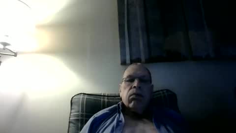 Snapshot of willnedoher chatting on 01.16.25 Willhedoher online show from 01.16.25